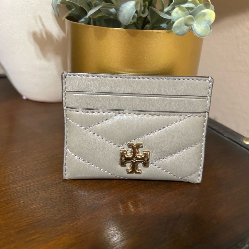 Tory Burch Taupe/Gray Quilted Card Holder with gold”T” hardware.